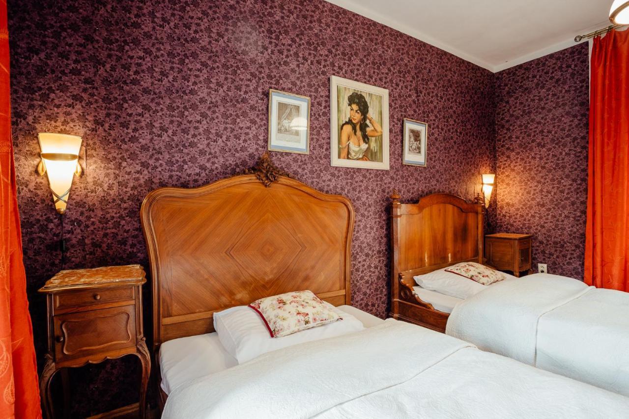 Hotel Barcadam บันสกา ชีอาว์นีซา ภายนอก รูปภาพ
